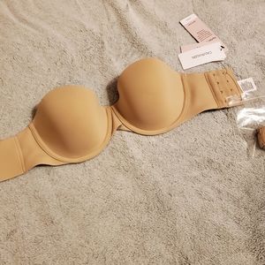 *BRAND NEW* two (2) Calvin Klein Strapless Bras